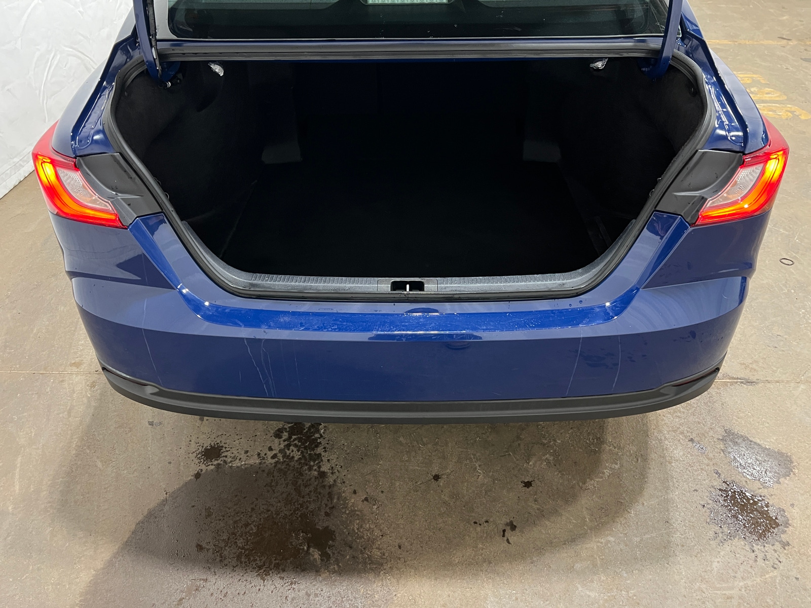 Thumbnail: 2025 Toyota Camry - 7