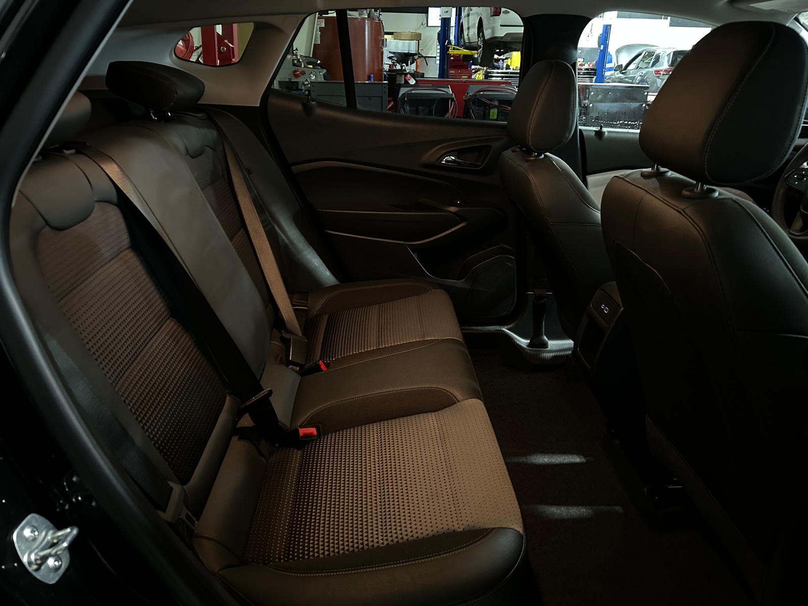 Thumbnail: 2025 Chevrolet Trax - 6