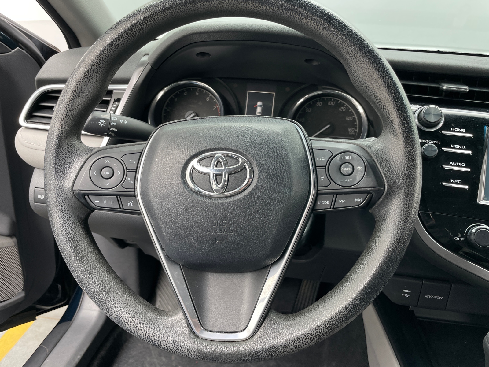 Thumbnail: 2018 Toyota Camry - 5