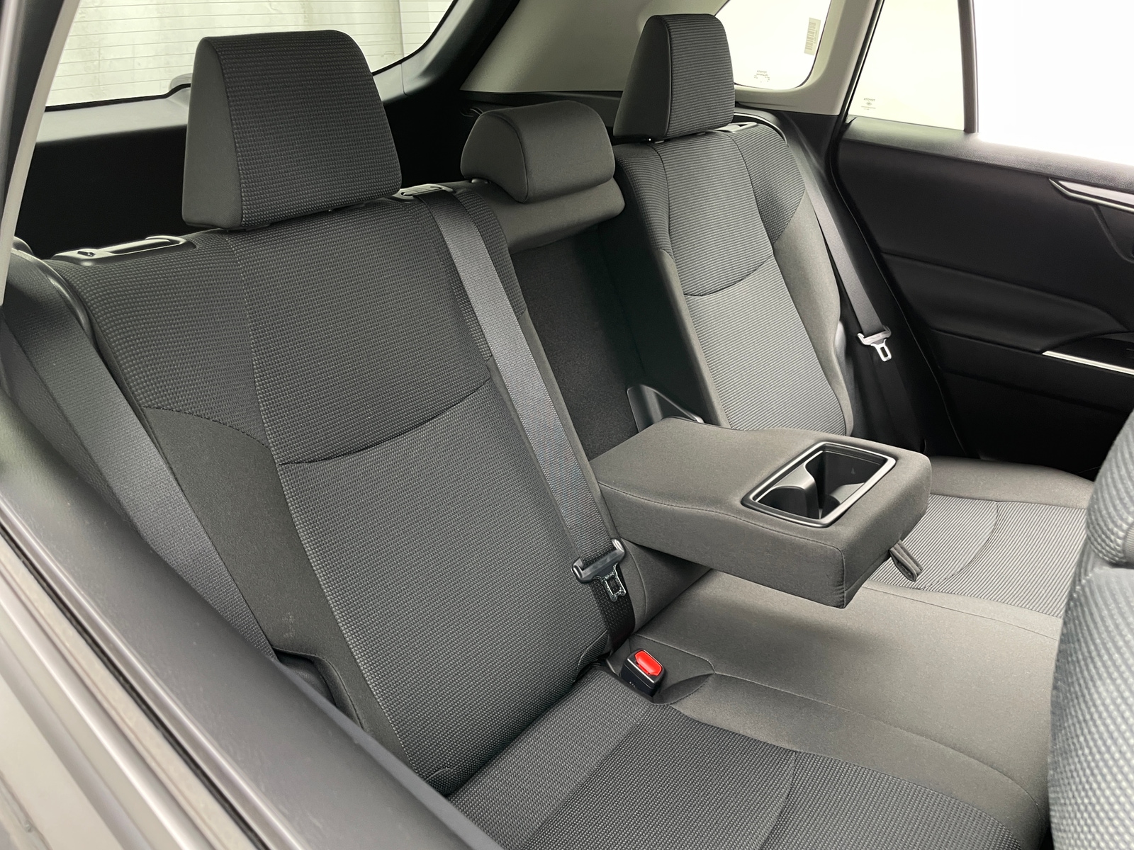 Thumbnail: 2025 Toyota RAV4 - 6