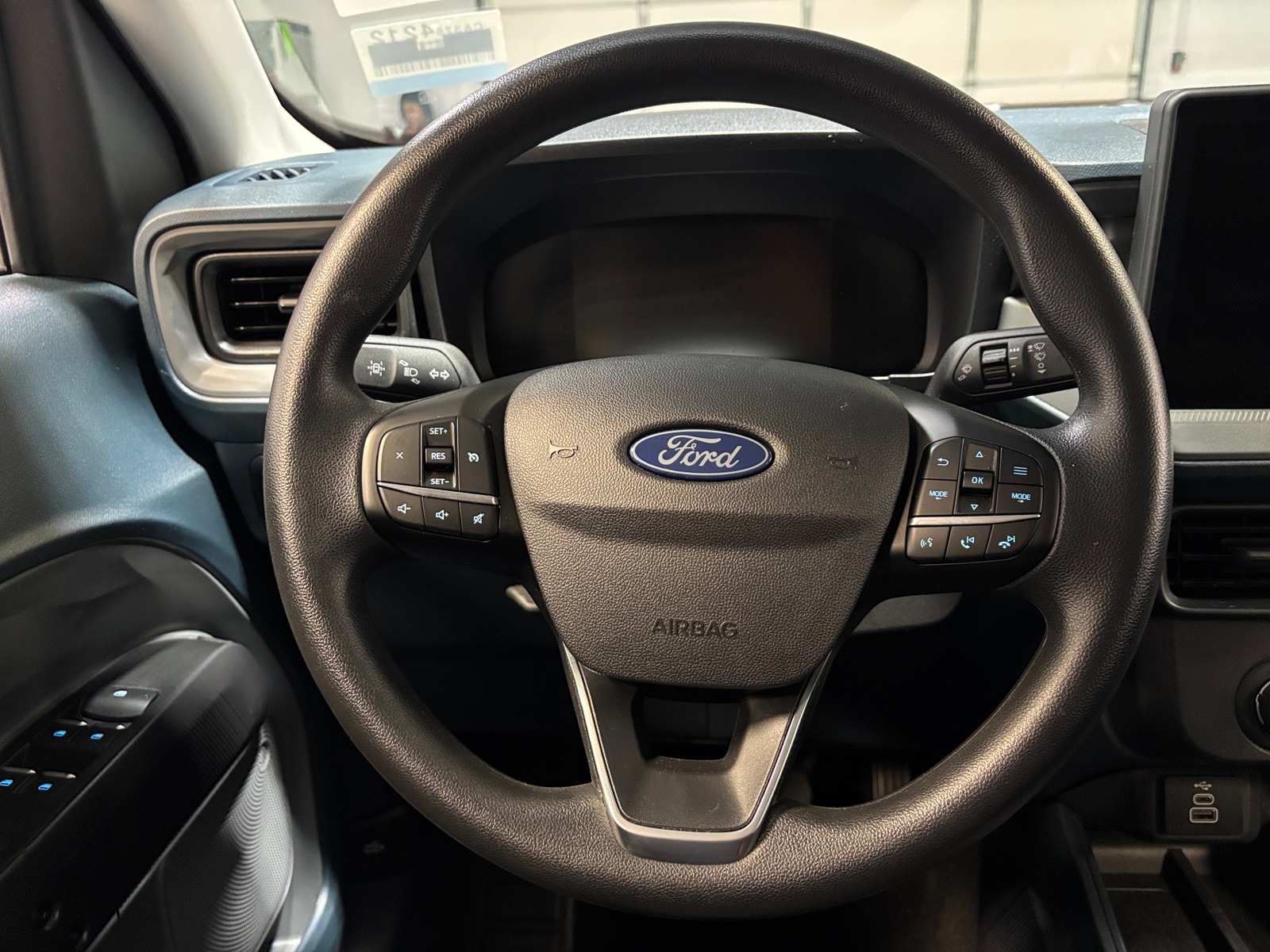 Thumbnail: 2025 Ford Maverick - 5