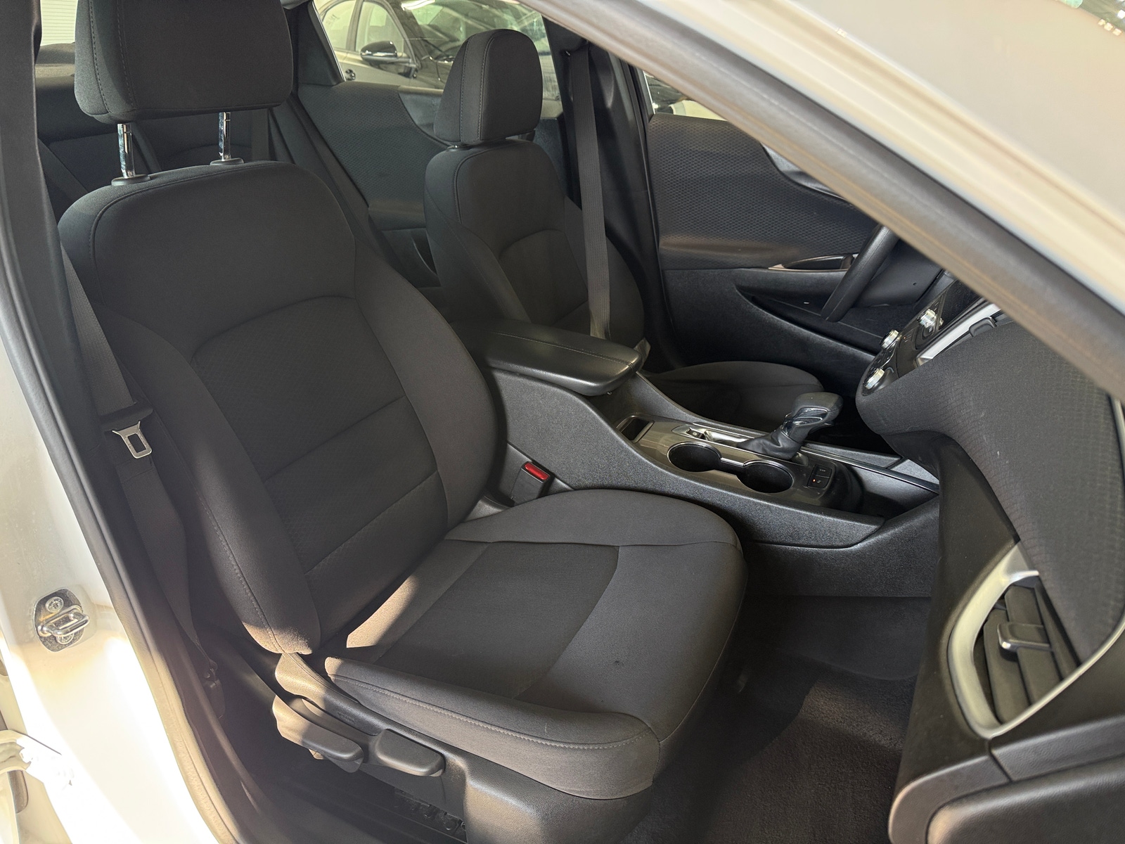 Thumbnail: 2023 Chevrolet Malibu - 2