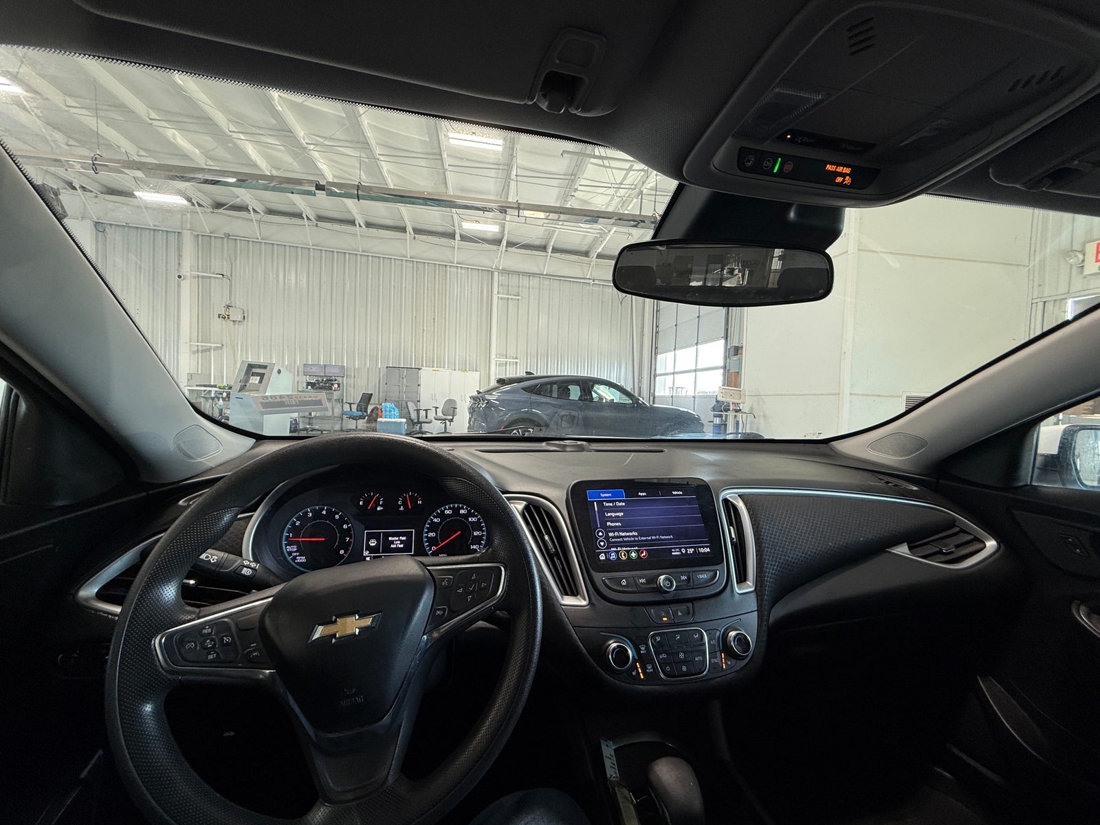 Thumbnail: 2023 Chevrolet Malibu - 3