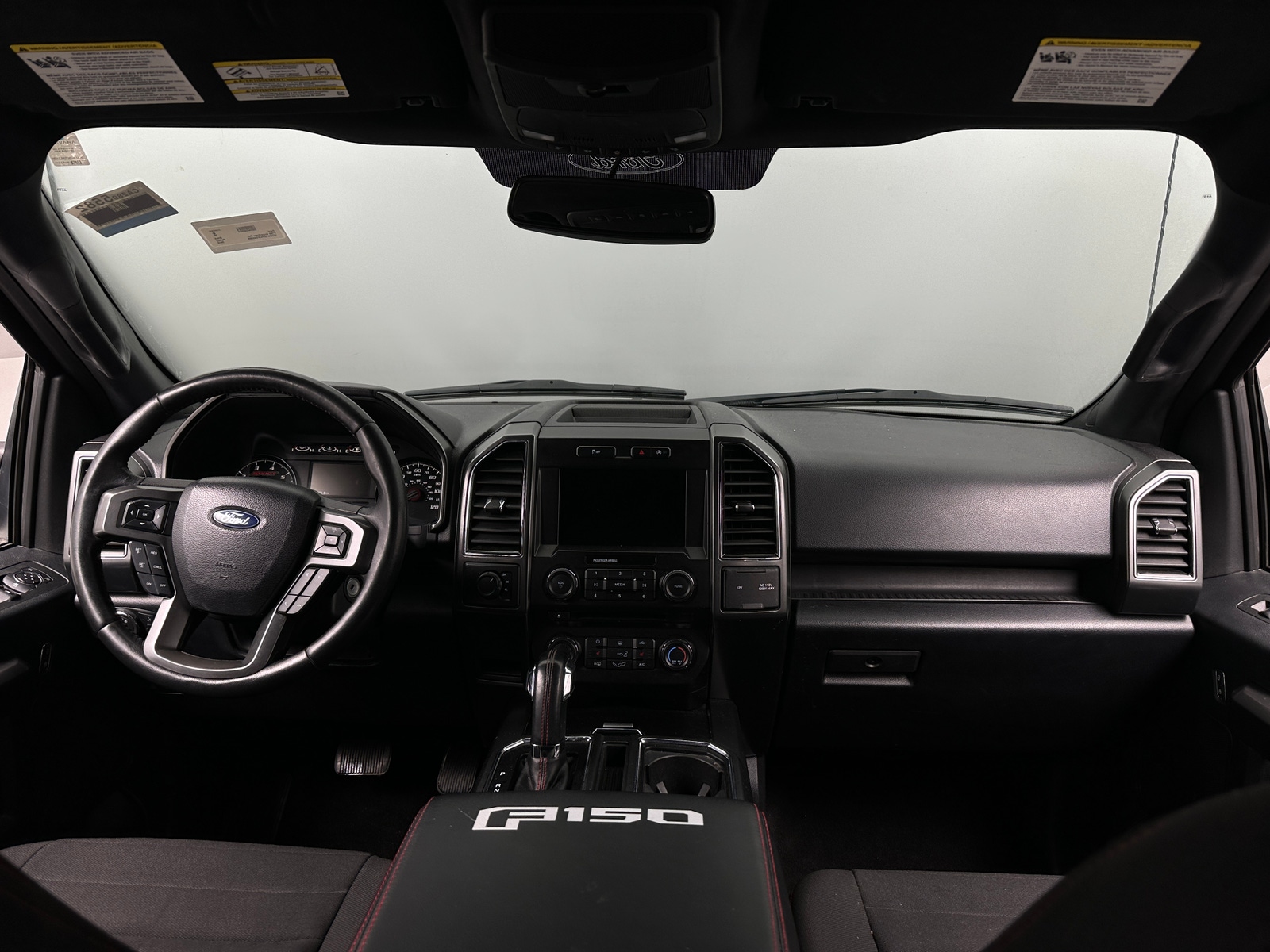 Thumbnail: 2018 Ford Econoline - 3