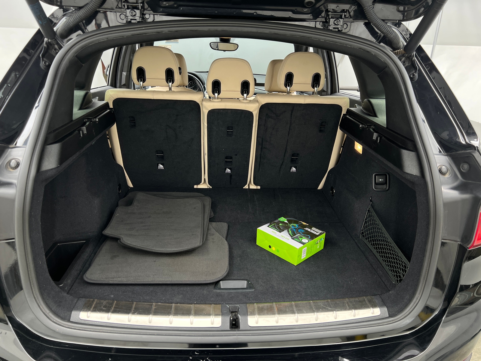 Thumbnail: 2018 BMW X1 - 6