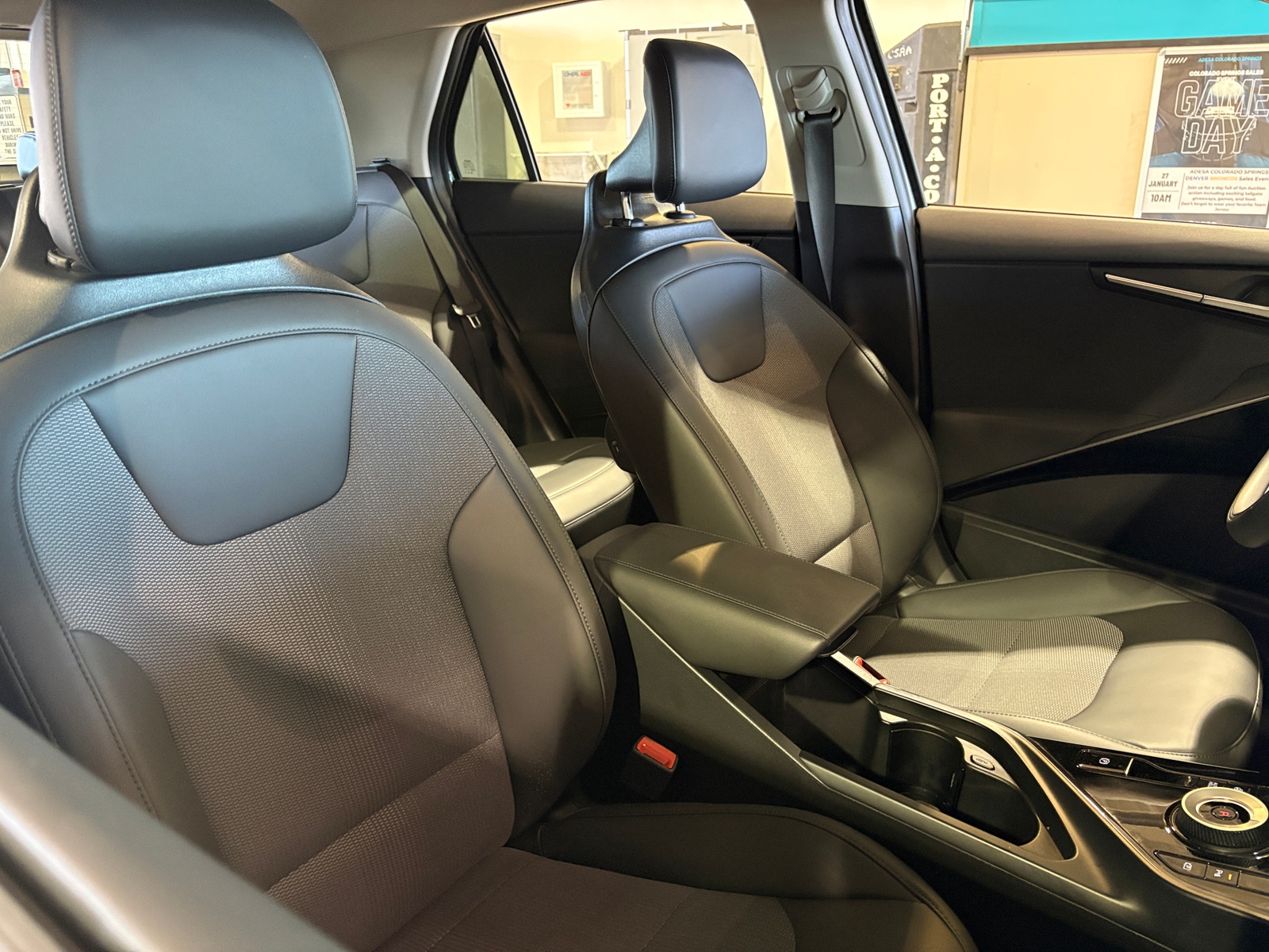 Thumbnail: 2025 Kia Niro - 2