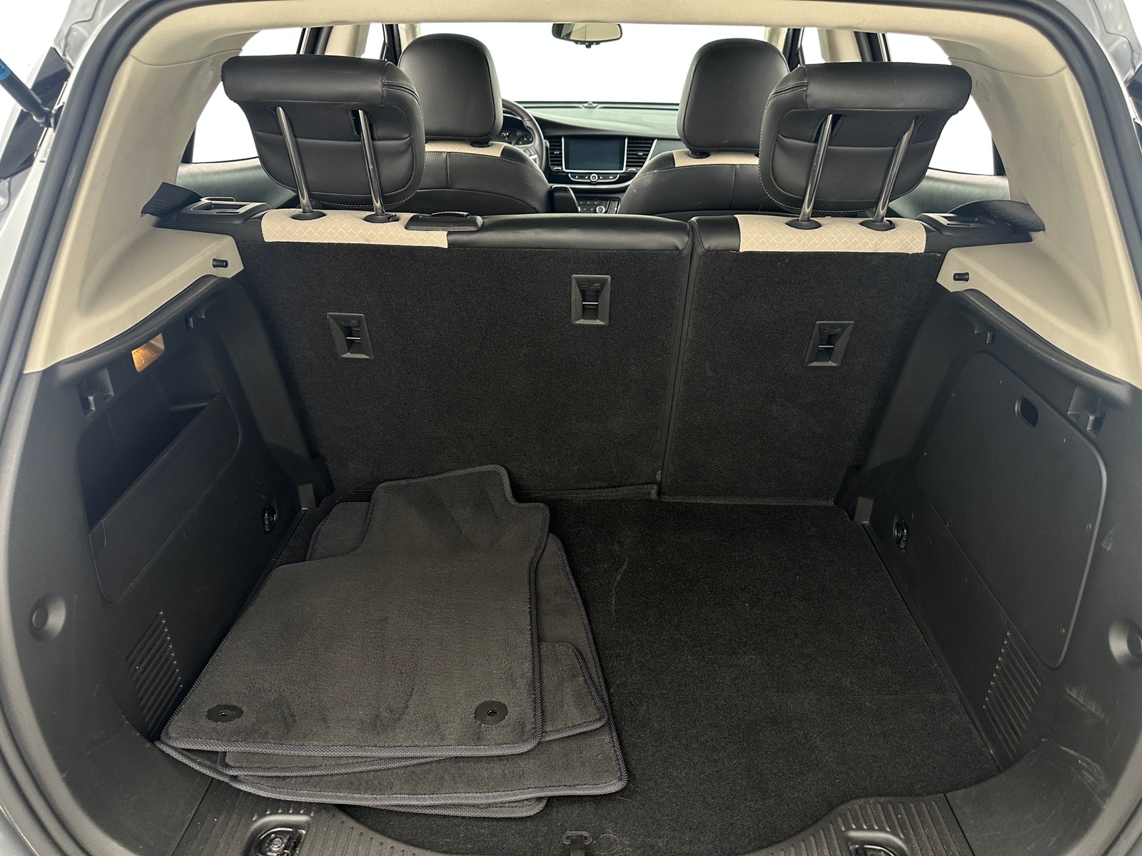 Thumbnail: 2020 Buick Encore - 7