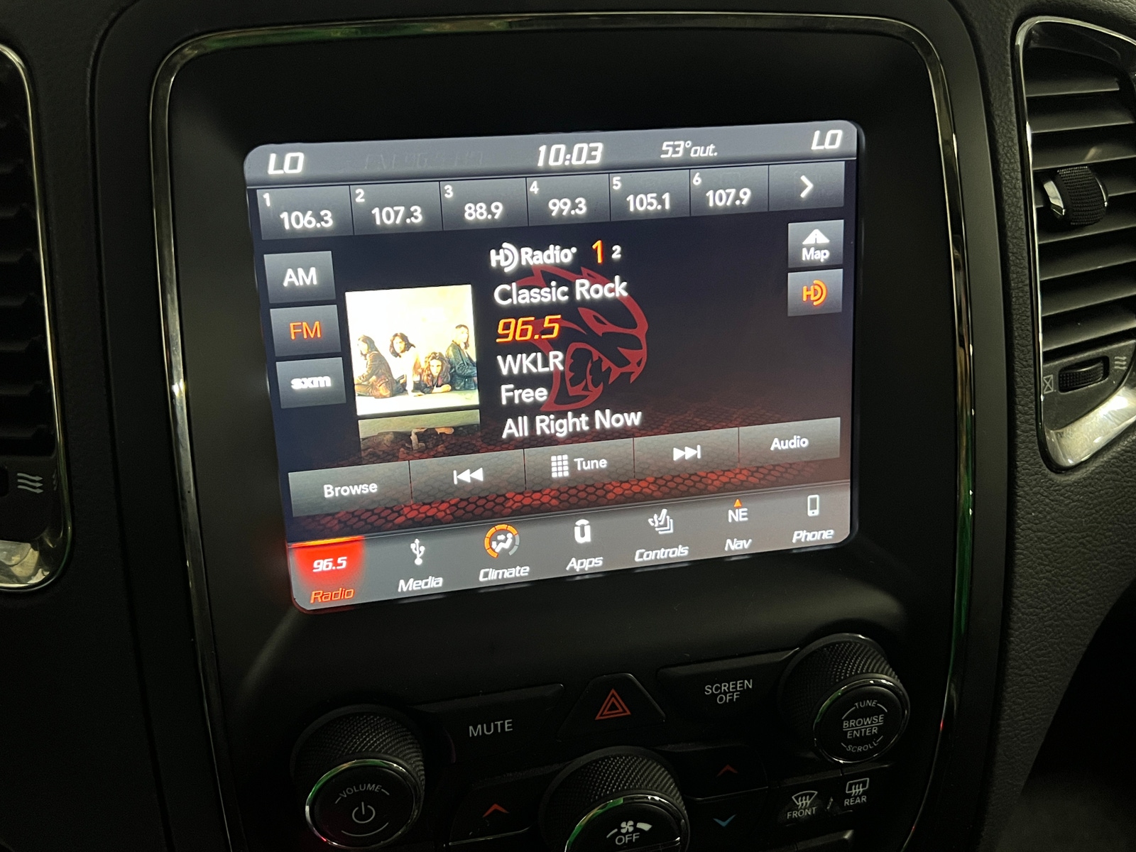 Thumbnail: 2018 Dodge Durango - 3