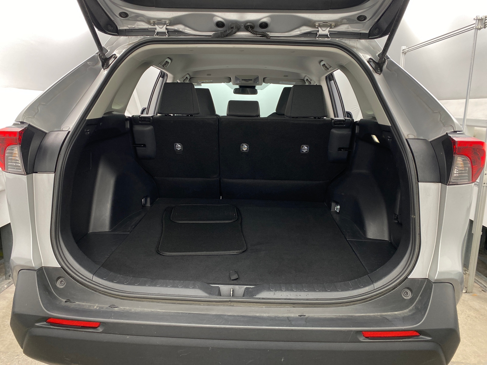 Thumbnail: 2024 Toyota RAV4 - 7