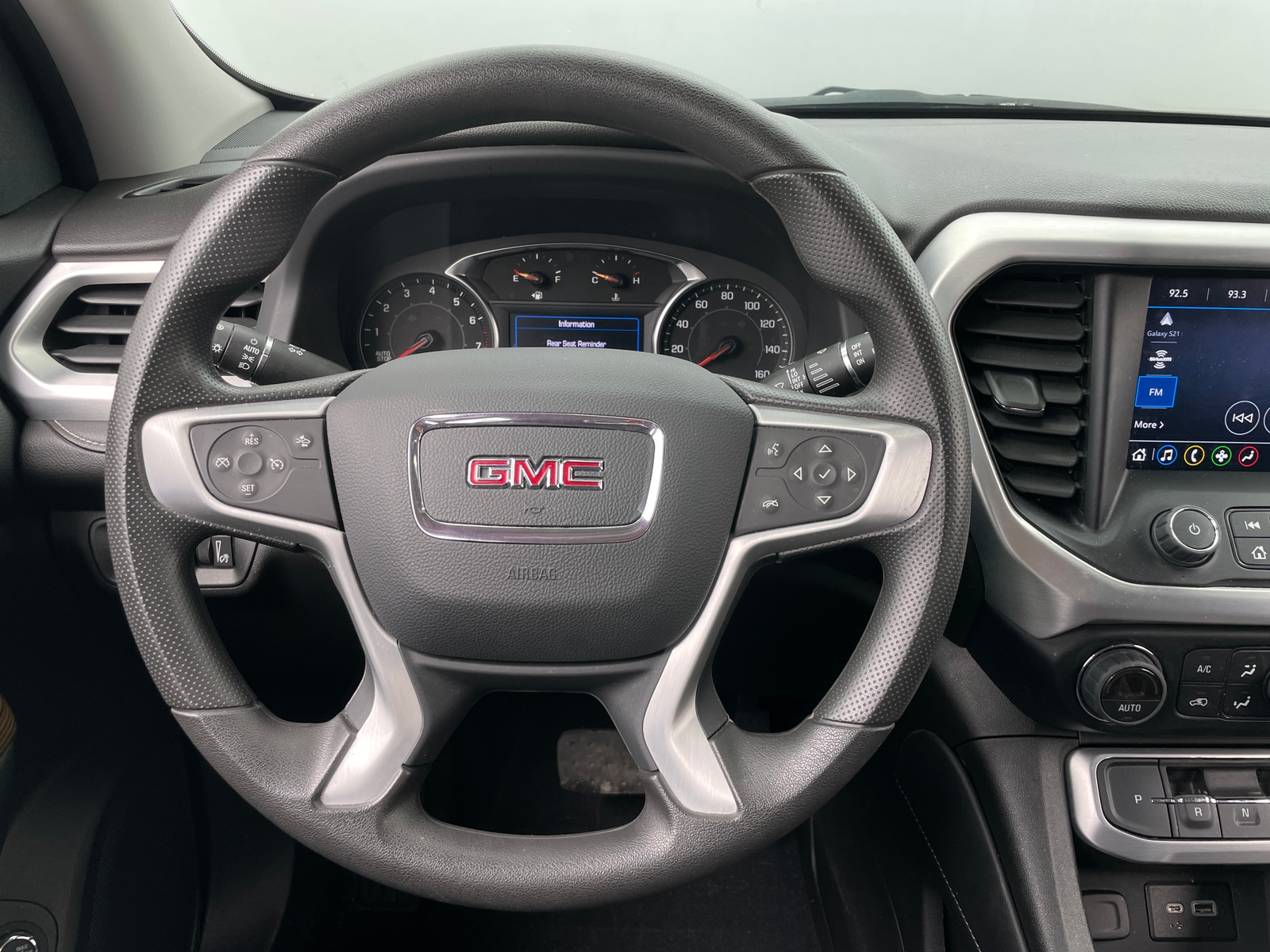 Thumbnail: 2023 GMC Acadia - 5