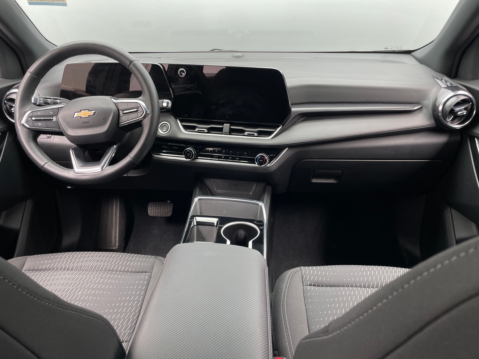 Thumbnail: 2025 Chevrolet Equinox - 3