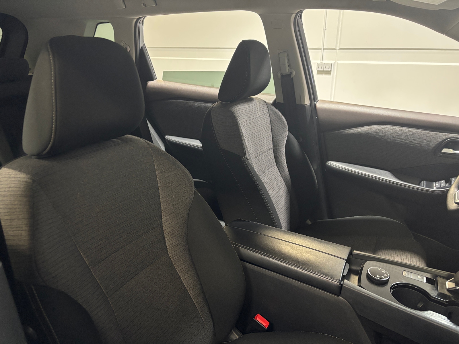 Thumbnail: 2023 Nissan Rogue - 2