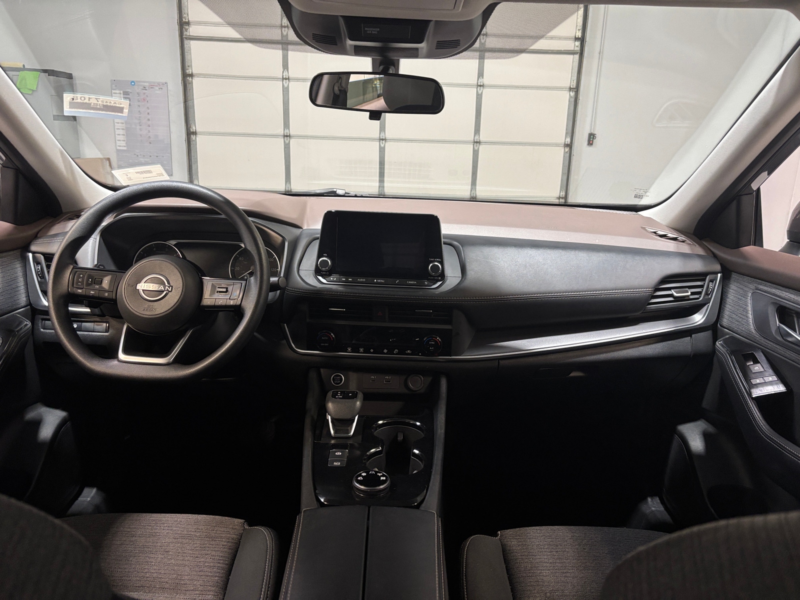 Thumbnail: 2023 Nissan Rogue - 3