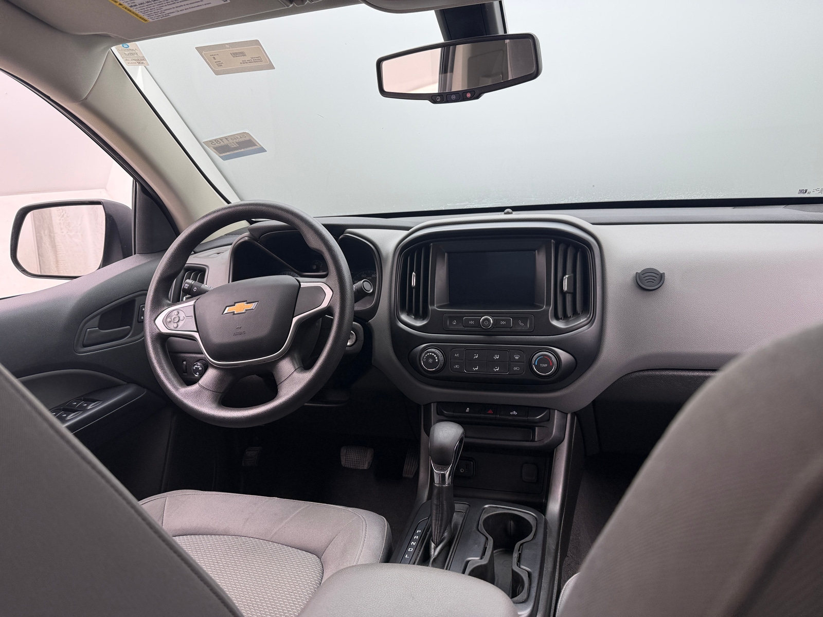 Thumbnail: 2022 Chevrolet Colorado - 3