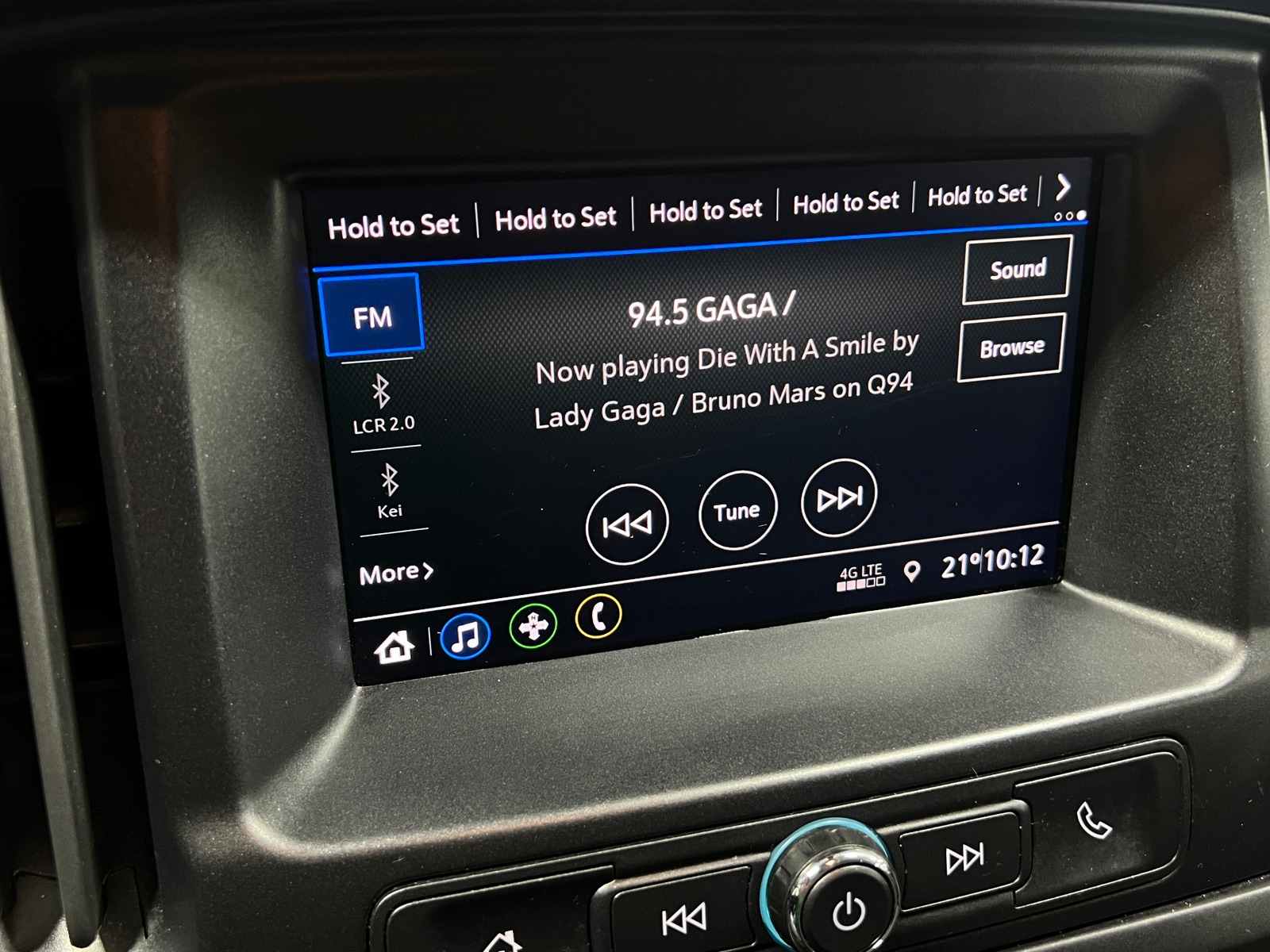 Thumbnail: 2022 Chevrolet Colorado - 4