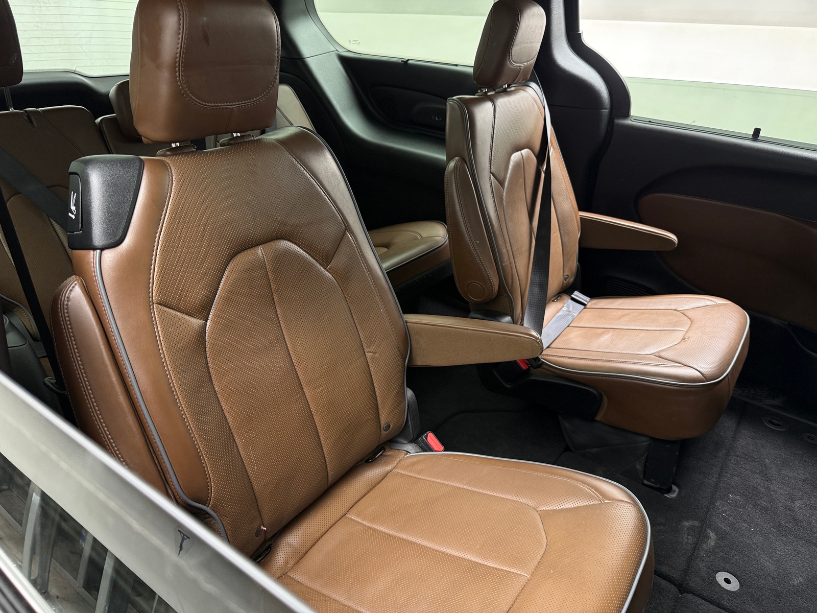 Thumbnail: 2017 Chrysler Pacifica - 5