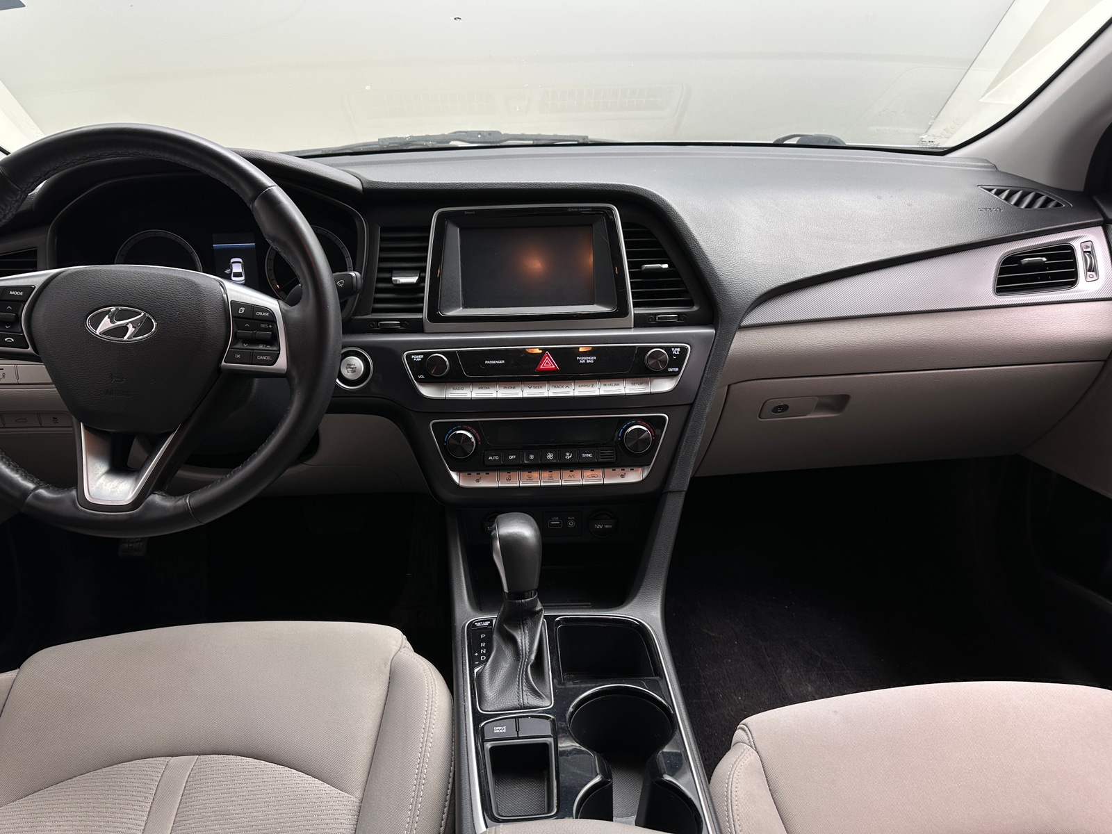 Thumbnail: 2019 Hyundai Sonata - 3