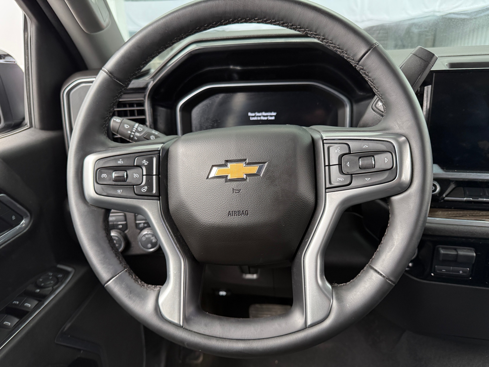 Thumbnail: 2025 Chevrolet Silverado 1500 - 5