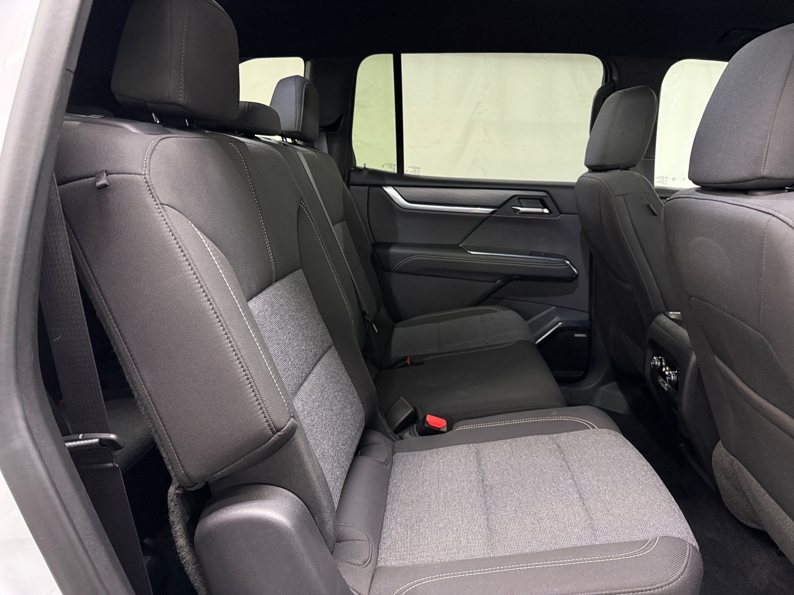 Thumbnail: 2025 GMC Acadia - 6