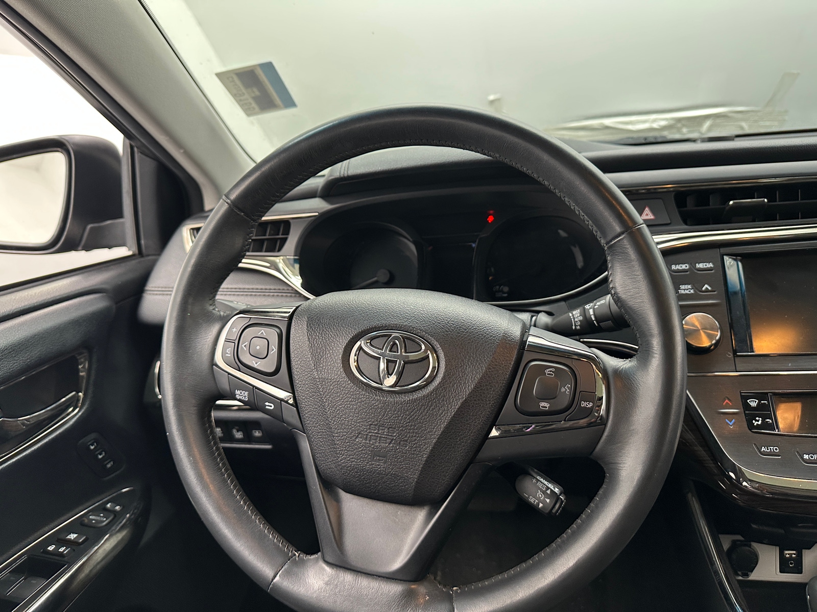 Thumbnail: 2014 Toyota Avalon - 5