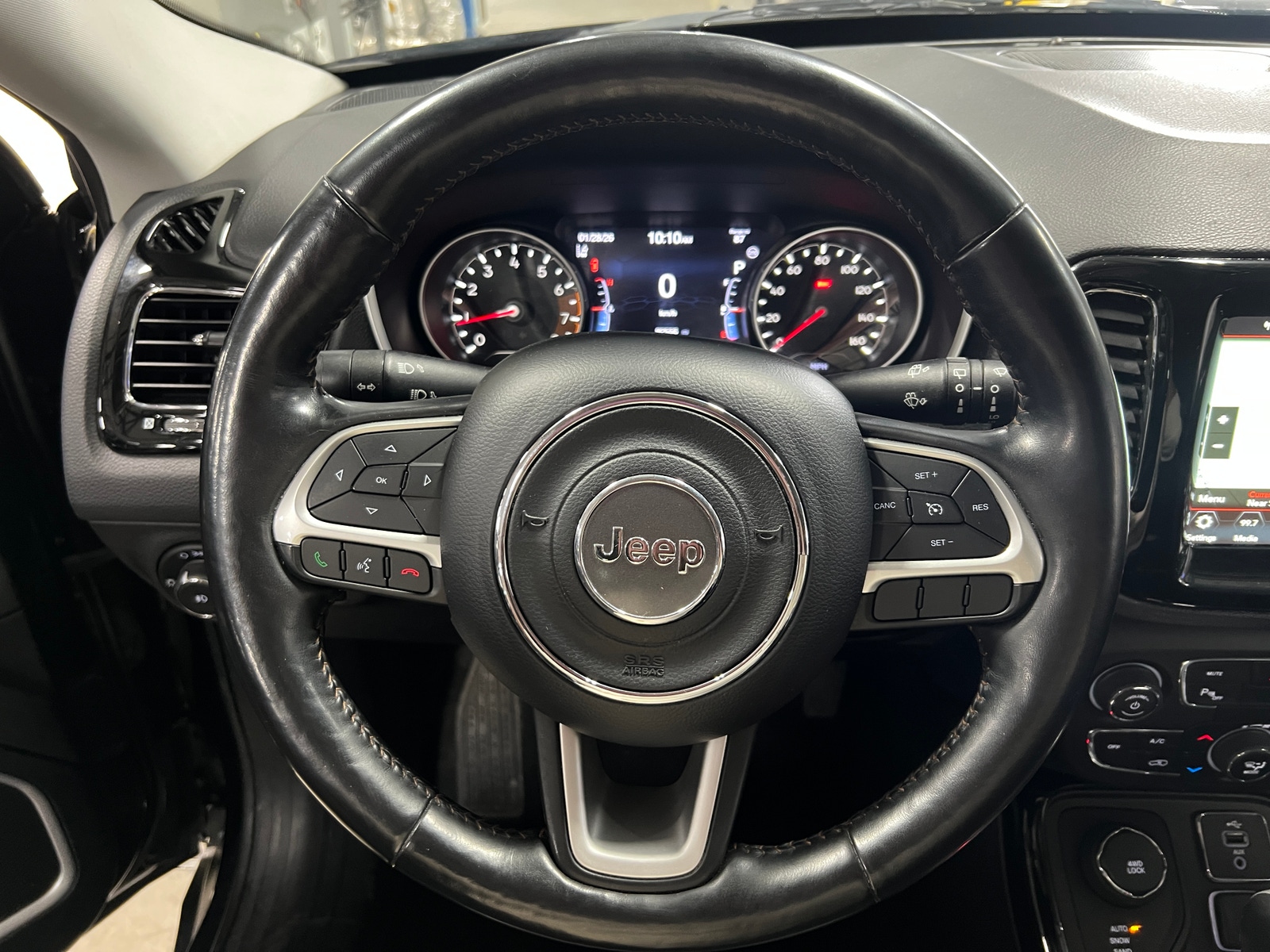 Thumbnail: 2018 Jeep Compass - 4