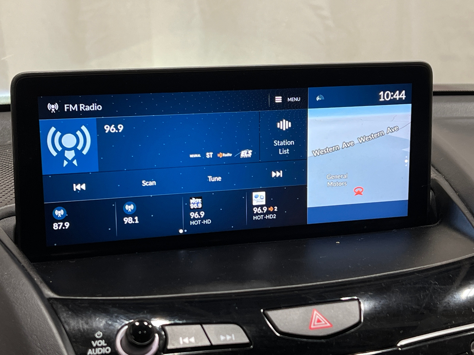 Thumbnail: 2021 Acura RDX - 3