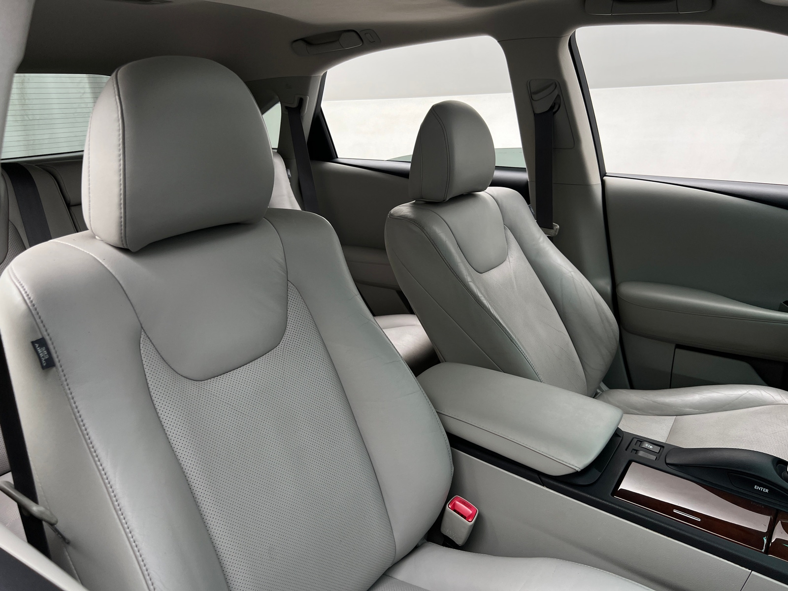 Thumbnail: 2011 Lexus RX - 2