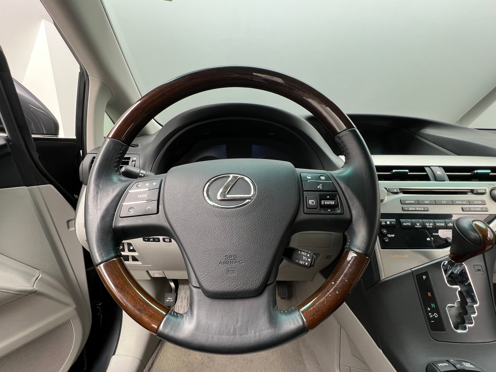 Thumbnail: 2011 Lexus RX - 5