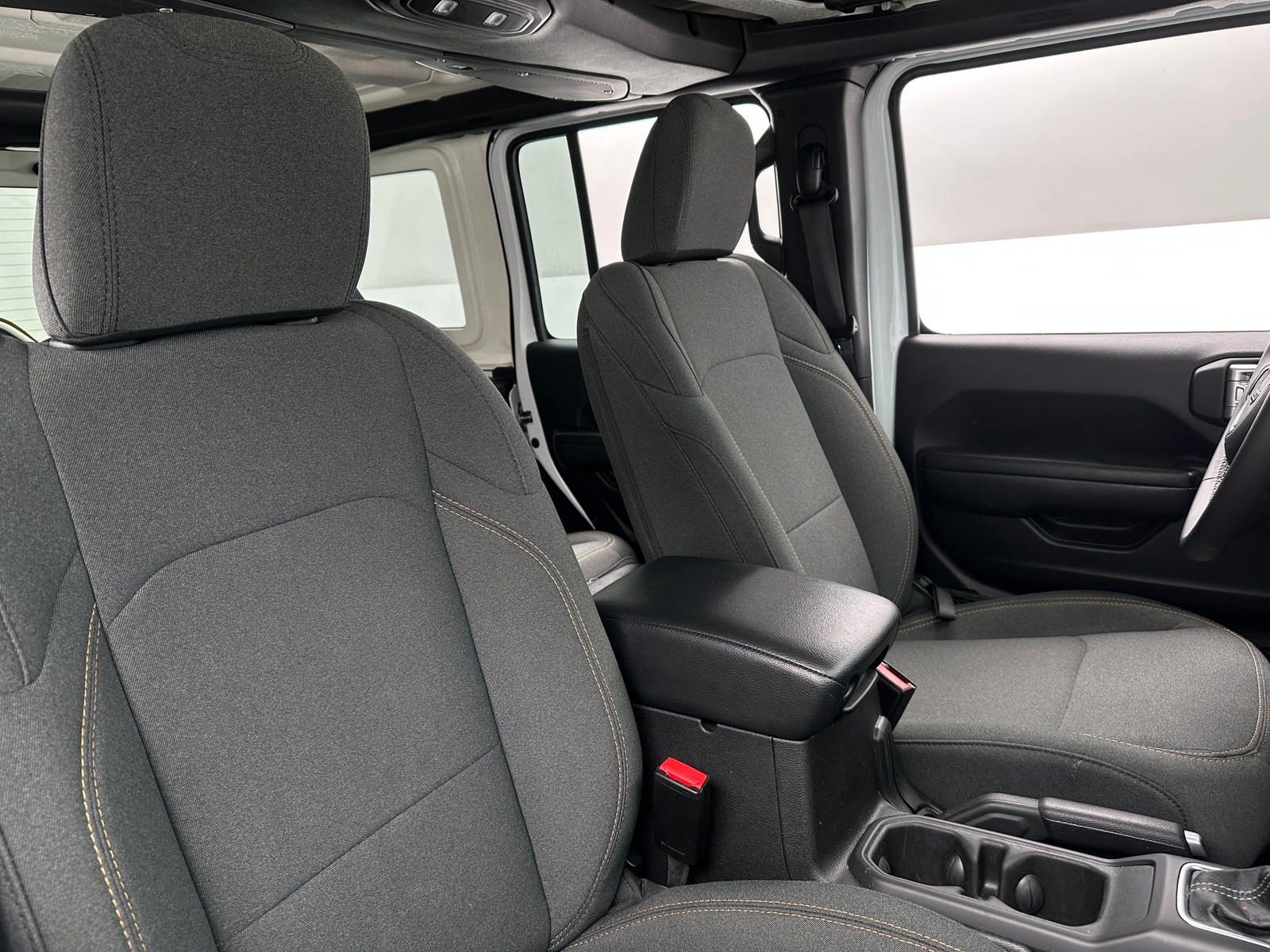 Thumbnail: 2025 Jeep Wrangler - 2