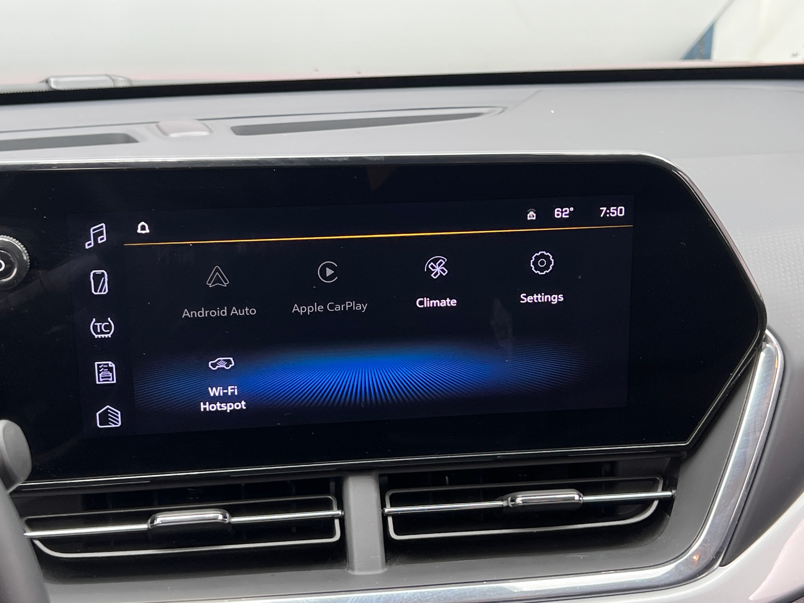 Thumbnail: 2025 Chevrolet Trax - 4