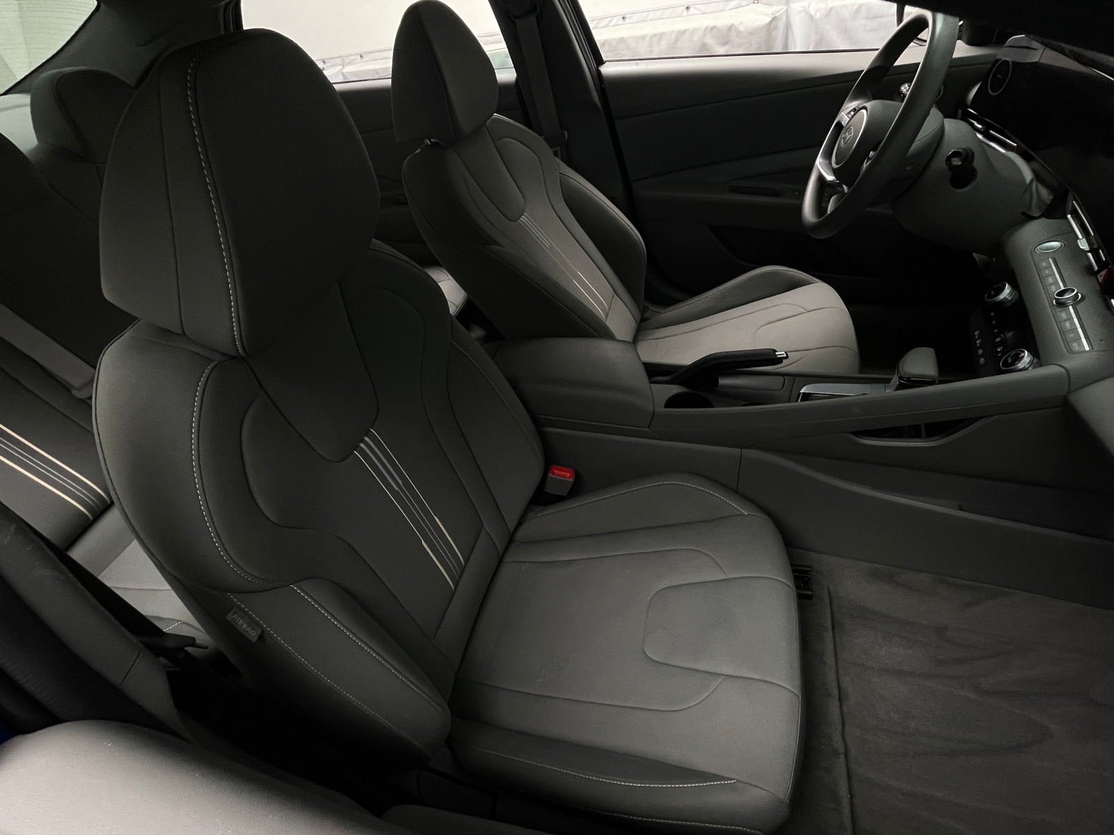 Thumbnail: 2024 Hyundai Elantra - 2