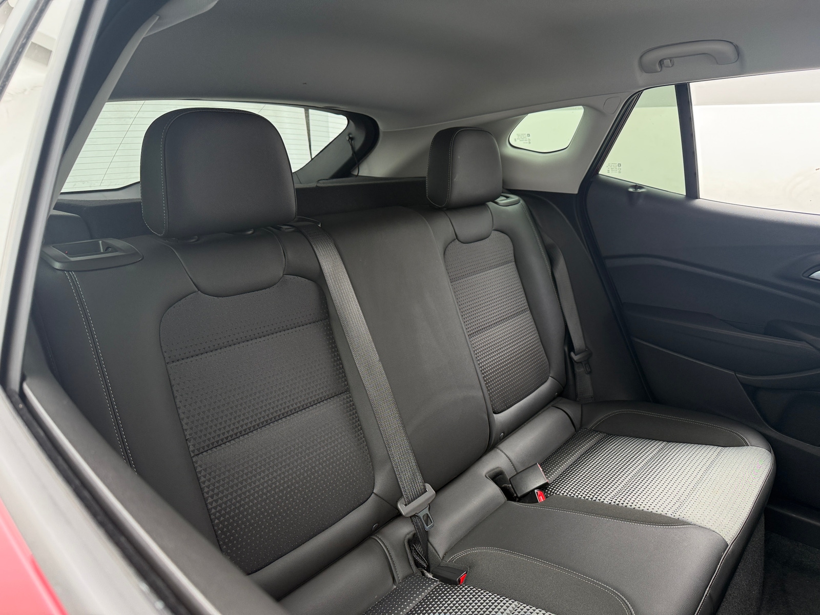 Thumbnail: 2025 Chevrolet Trax - 6