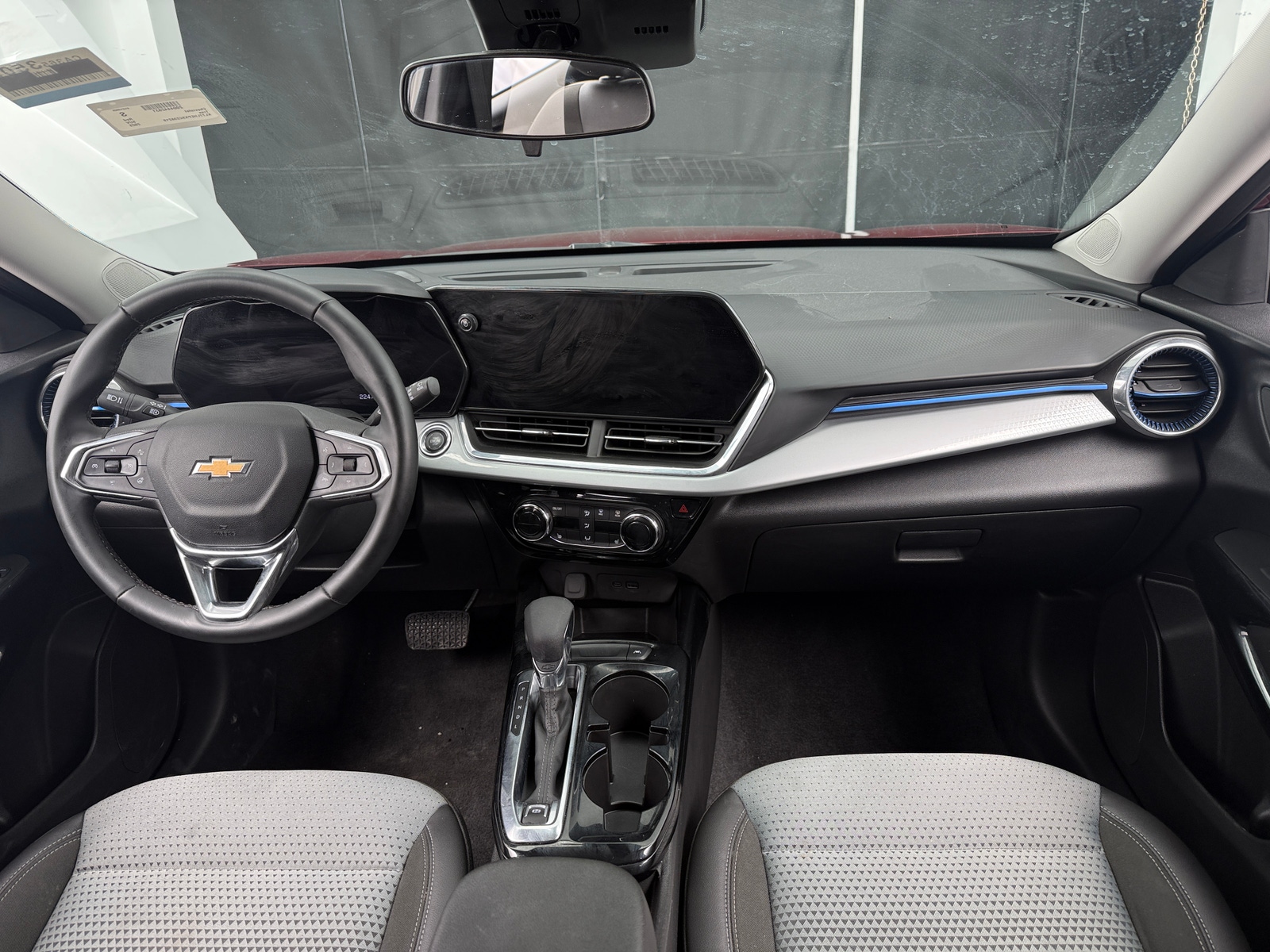 Thumbnail: 2025 Chevrolet Trax - 3
