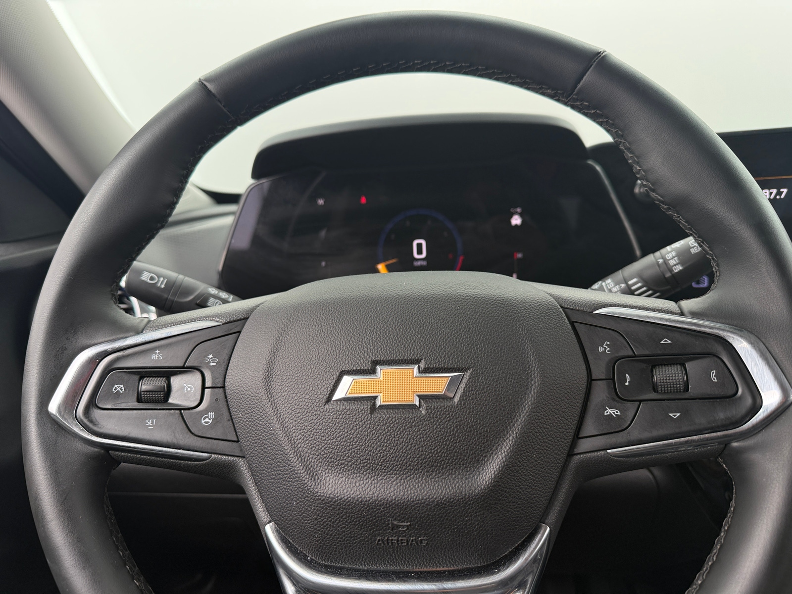 Thumbnail: 2025 Chevrolet Trax - 5