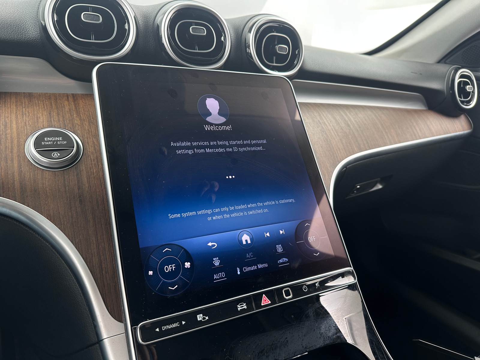 Thumbnail: 2024 Mercedes-Benz C-Class - 3