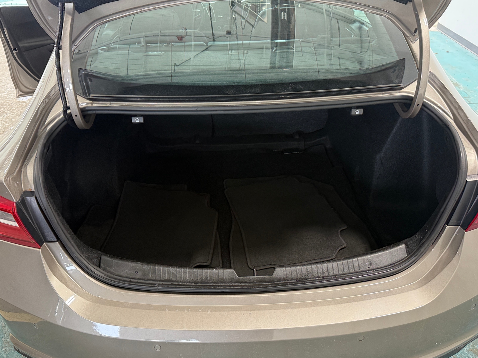 Thumbnail: 2024 Chevrolet Malibu - 7