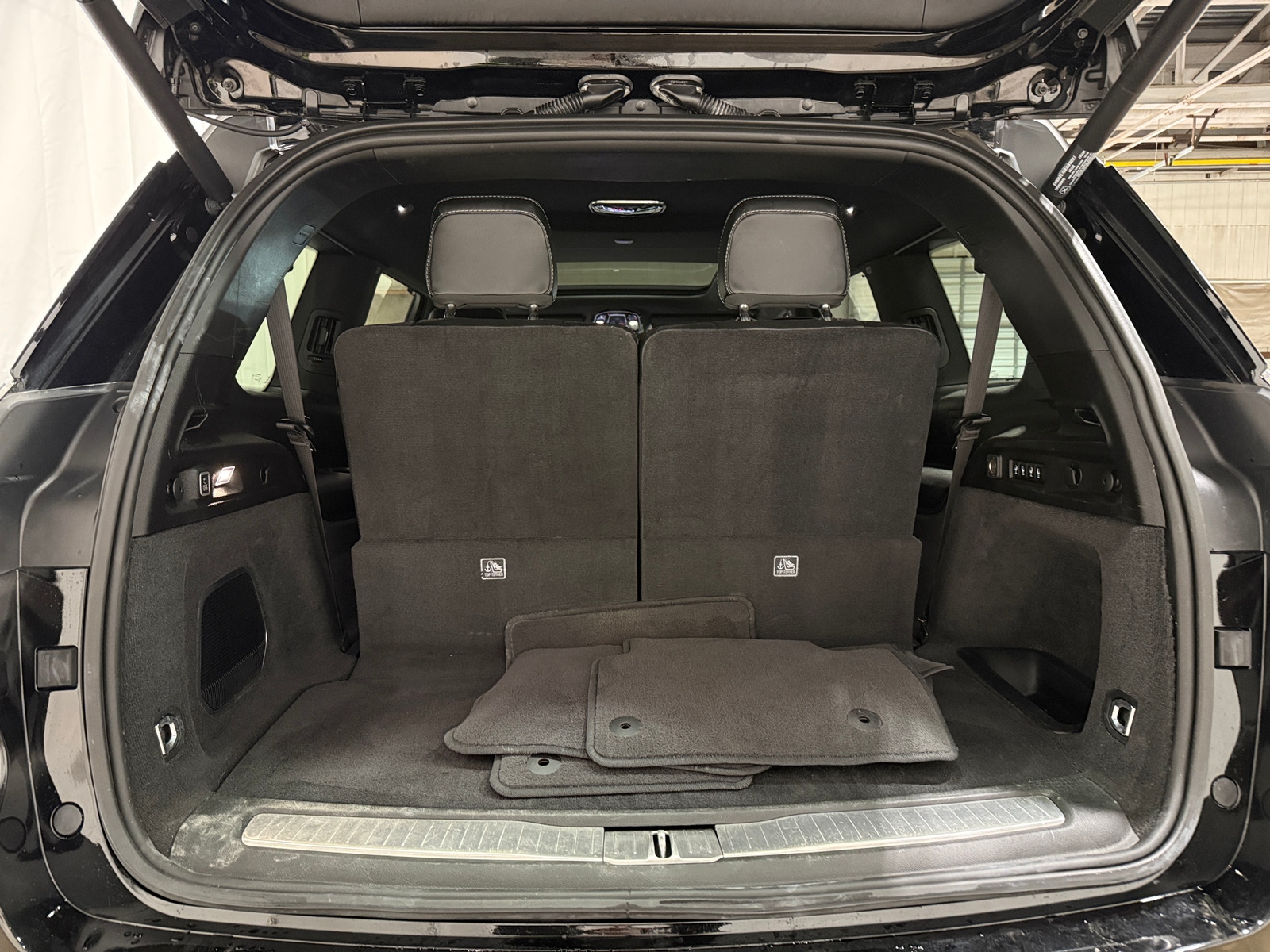 Thumbnail: 2022 Jeep Grand Cherokee L - 6