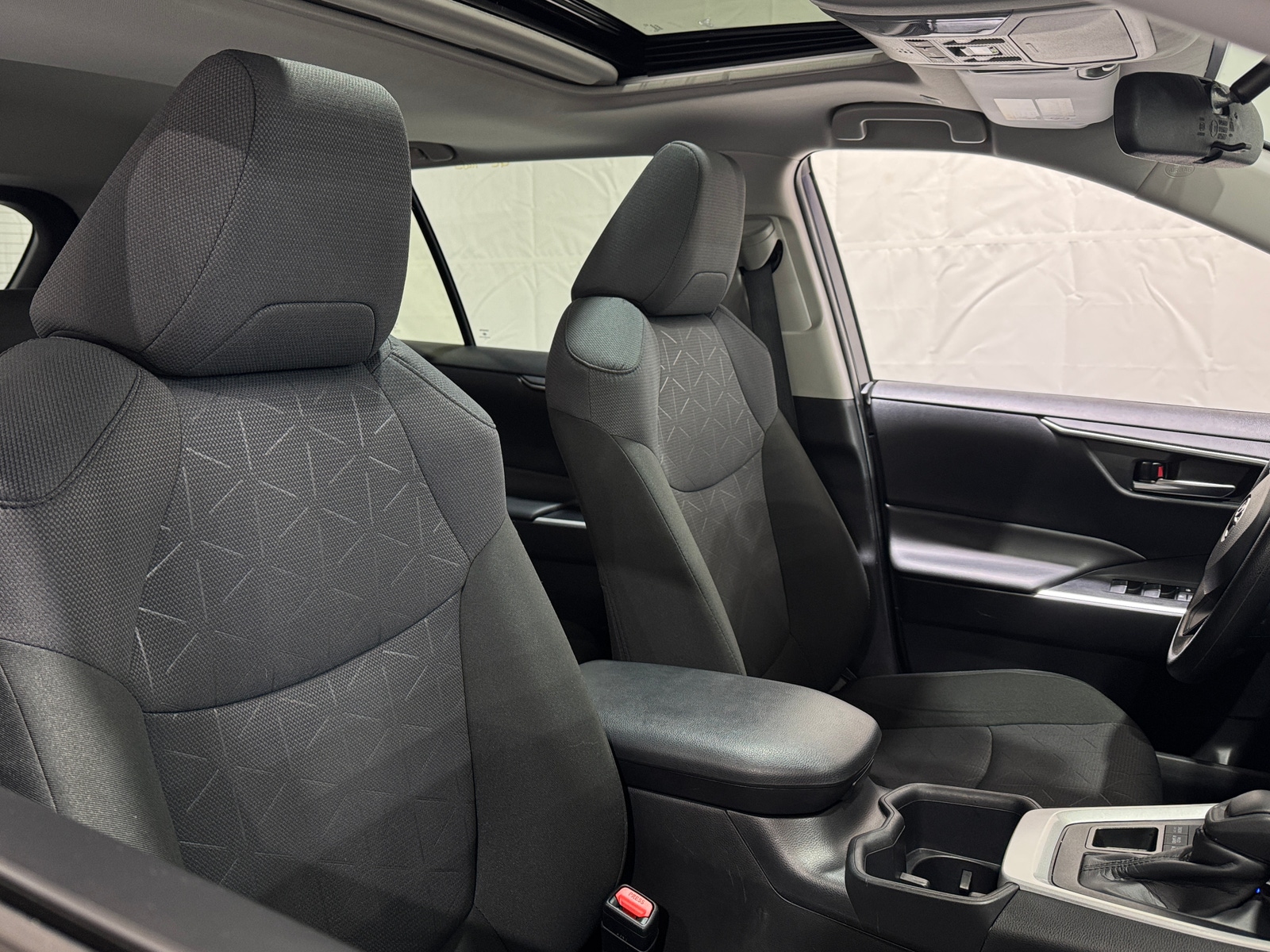 Thumbnail: 2025 Toyota RAV4 - 2