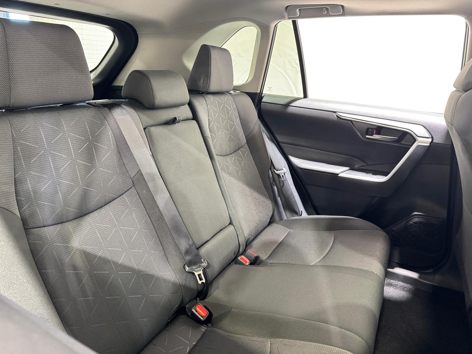 Thumbnail: 2025 Toyota RAV4 - 6