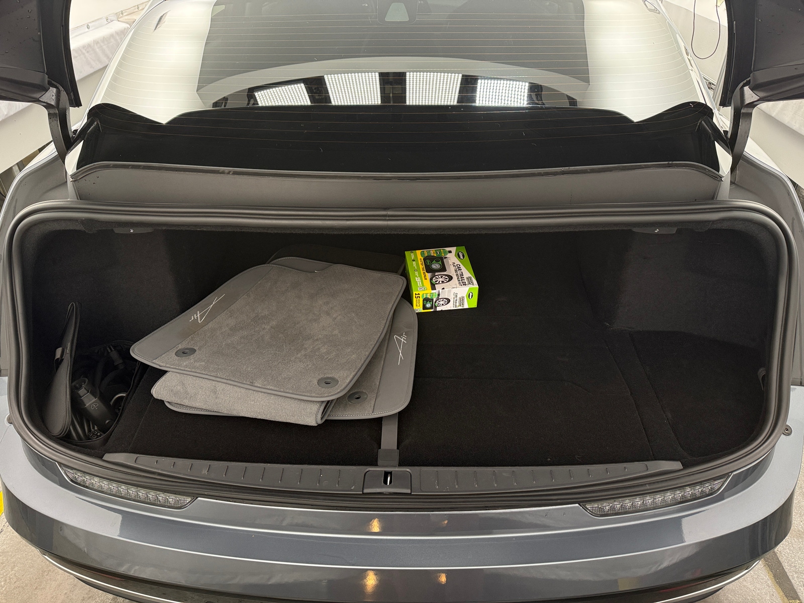 Thumbnail: 2025 Lucid Air - 6