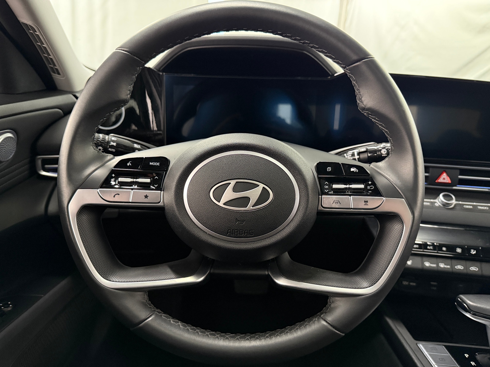 Thumbnail: 2025 Hyundai Elantra - 5