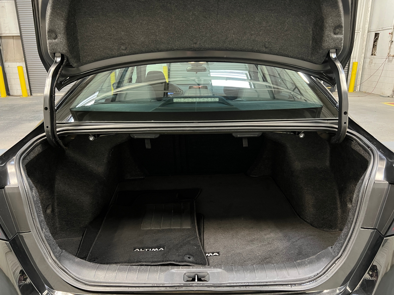 Thumbnail: 2025 Nissan Altima - 7