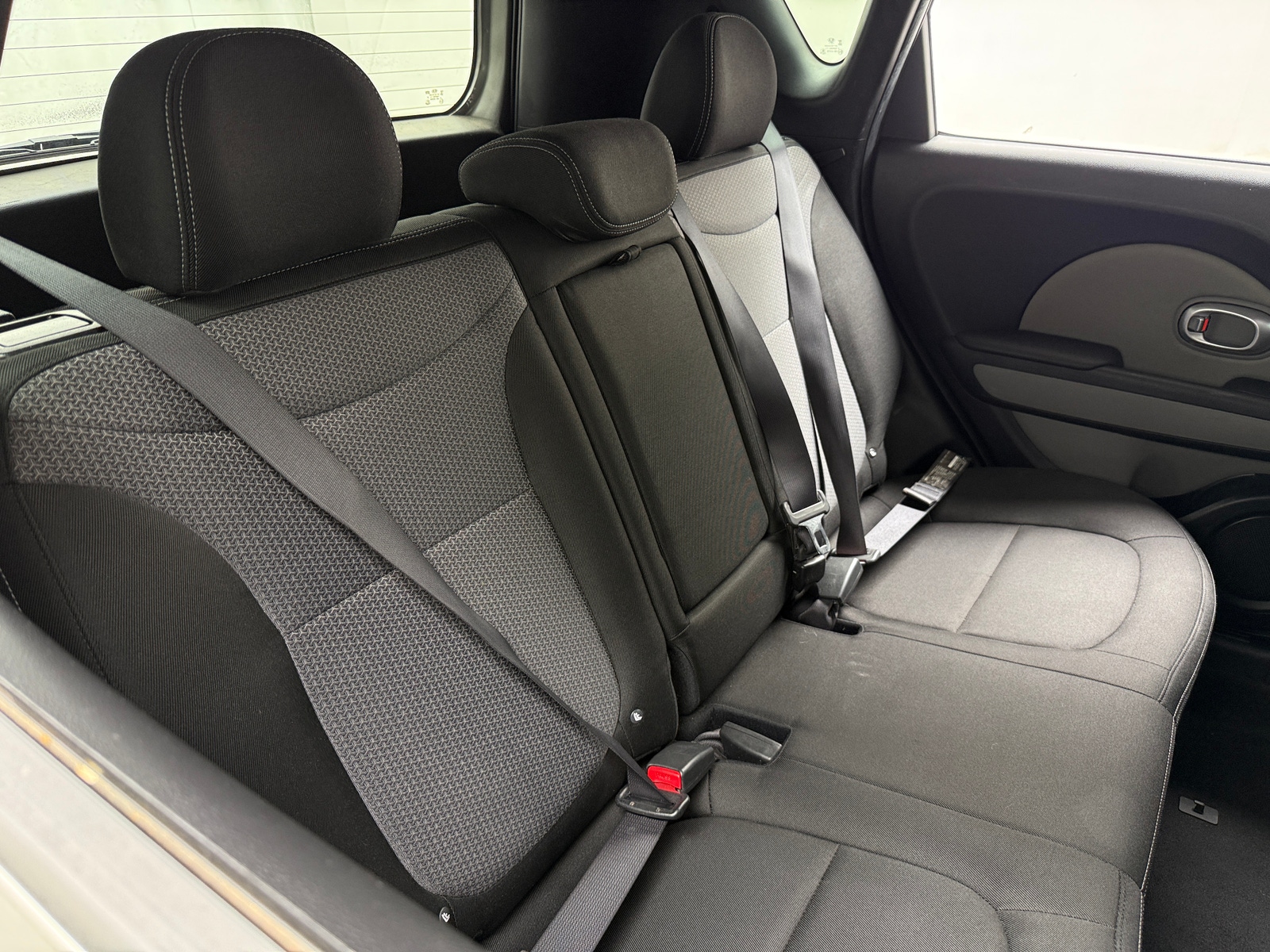 Thumbnail: 2017 Kia Soul - 6