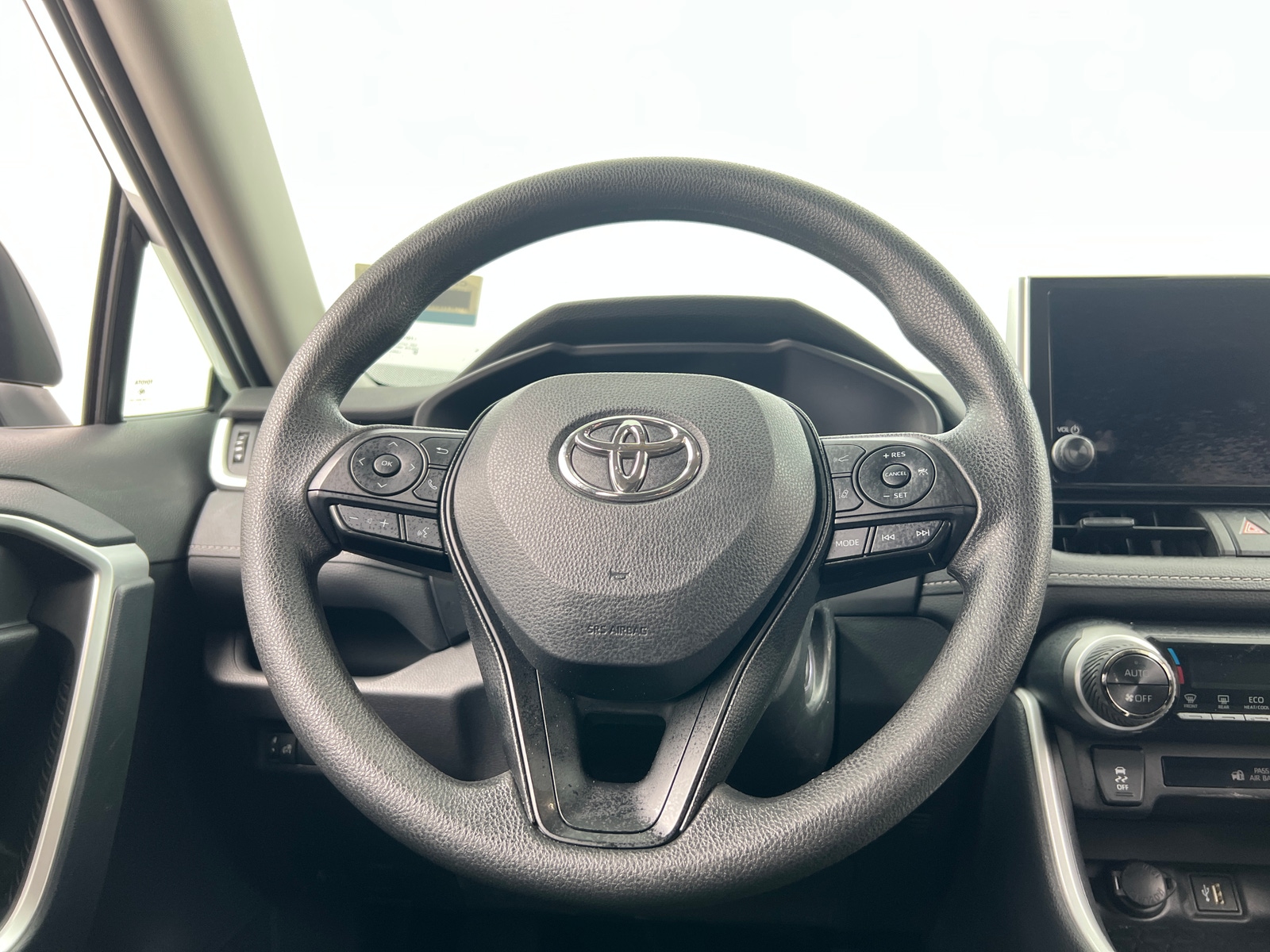 Thumbnail: 2025 Toyota RAV4 - 5