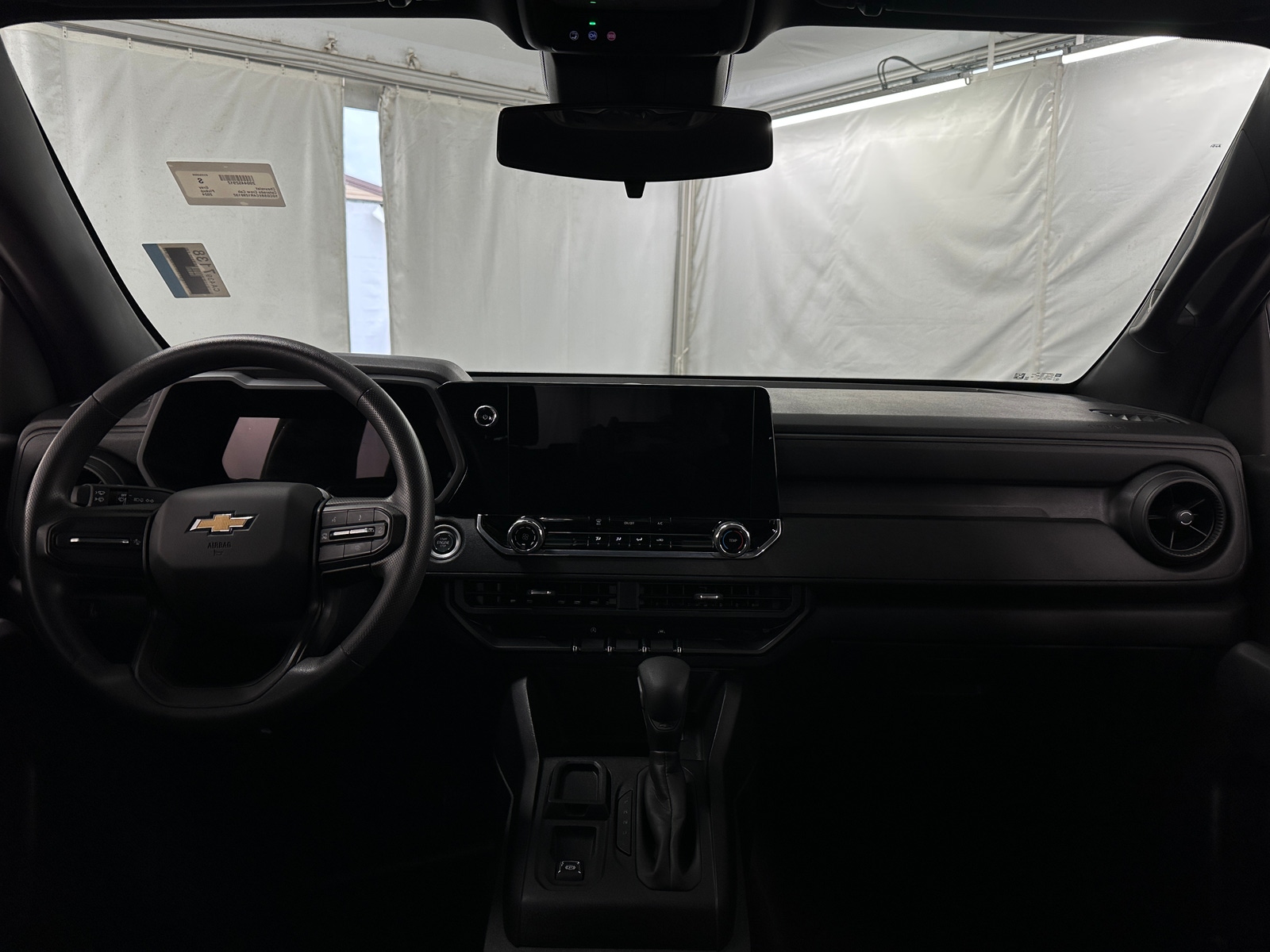 Thumbnail: 2024 Chevrolet Colorado - 3