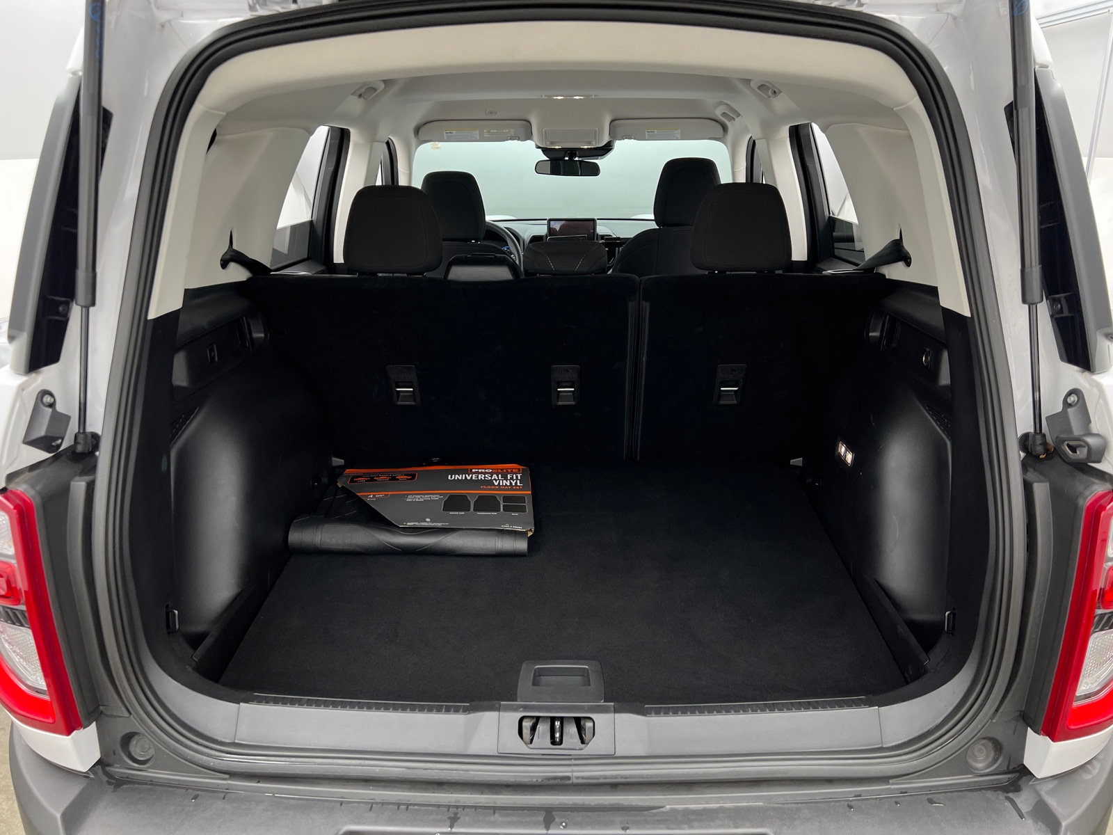 Thumbnail: 2022 Ford Bronco Sport - 7