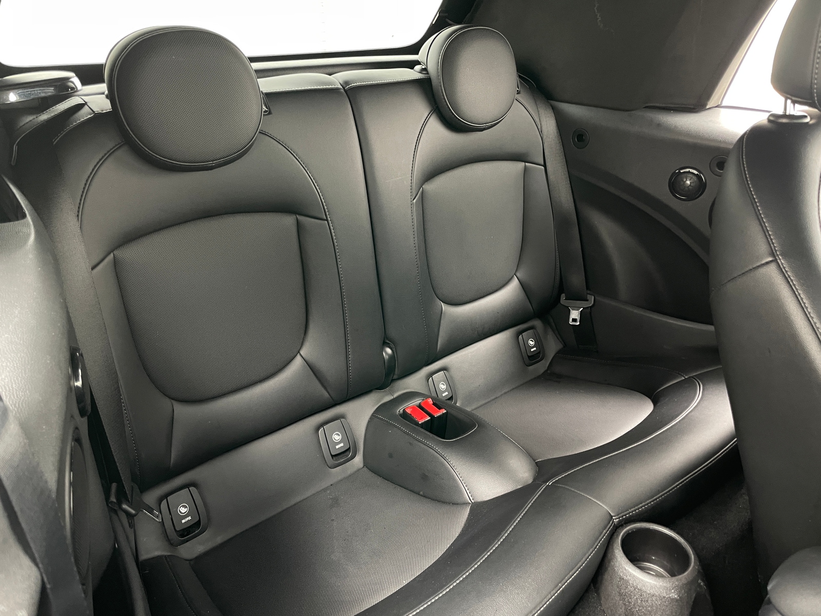 Thumbnail: 2018 MINI Cooper Convertible - 5