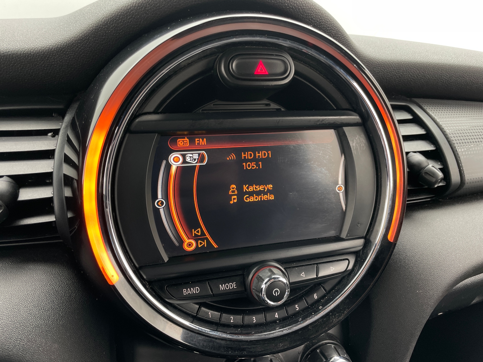 Thumbnail: 2018 MINI Cooper Convertible - 3