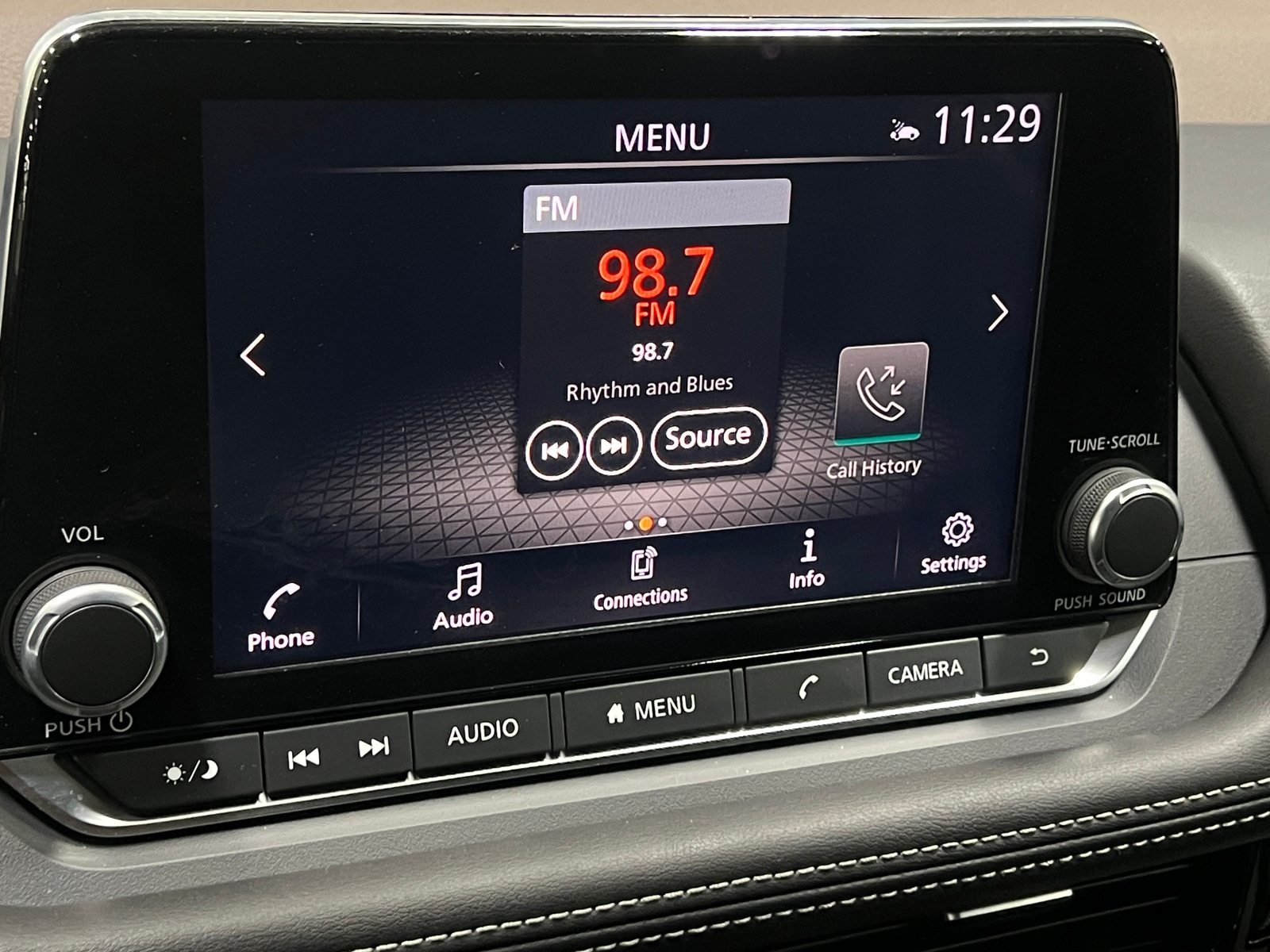 Thumbnail: 2021 Nissan Rogue - 4