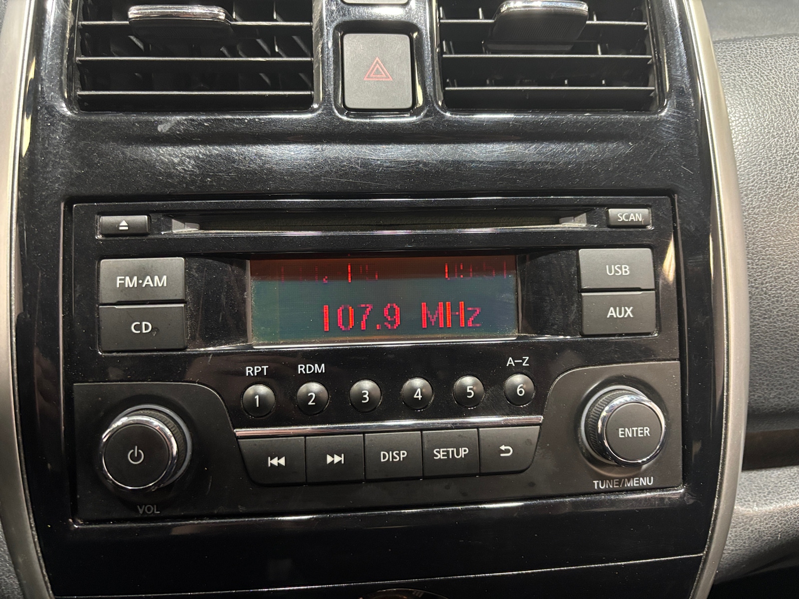 Thumbnail: 2015 Nissan Versa - 4